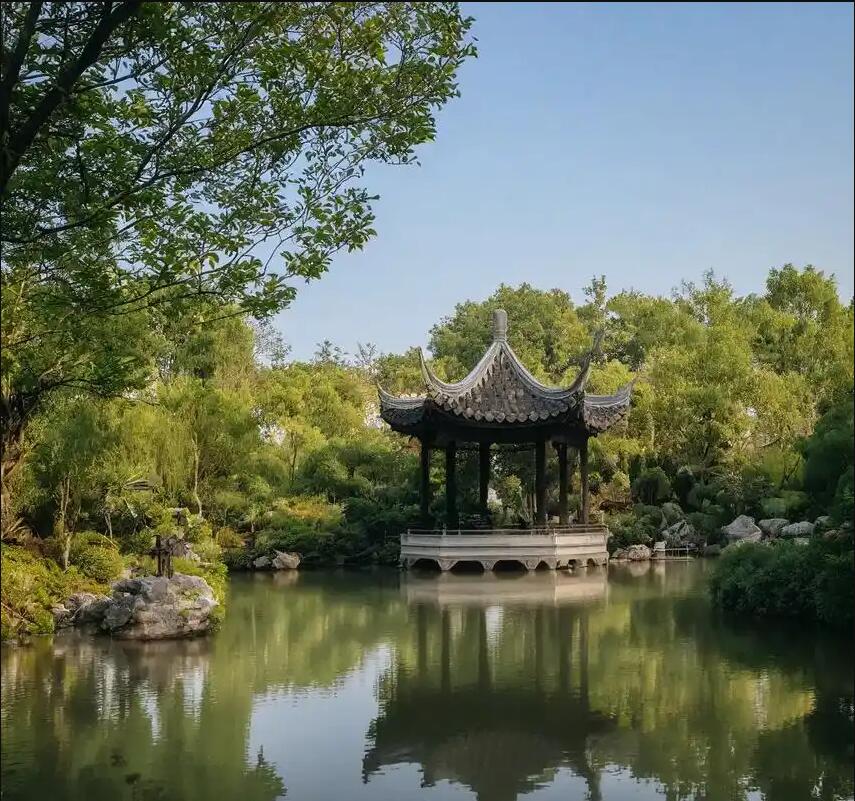 重庆慕青餐饮有限公司