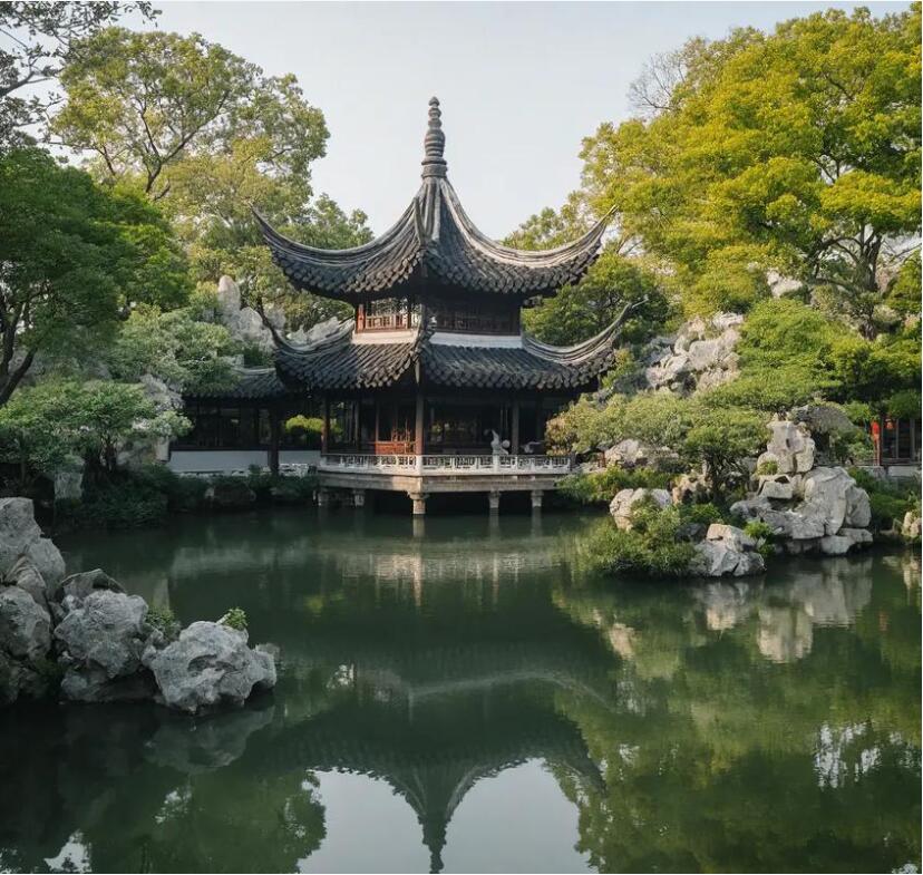 重庆慕青餐饮有限公司